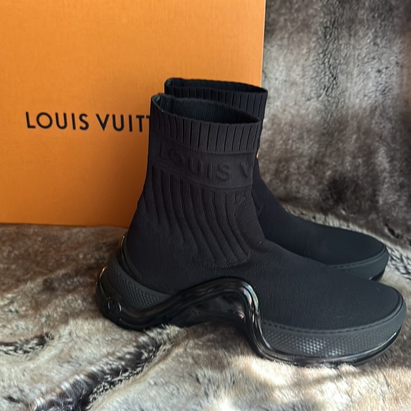 1000% authentic Louis Vuitton women’s archlight sneaker size 38 - Picture 3 of 6